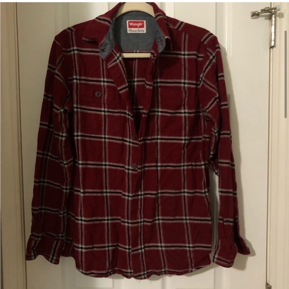 Fall flannel 🍂 - Picture 2 of 3